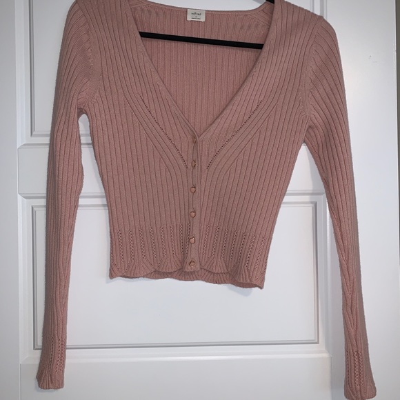 Aritzia Sweaters - Wilfred cardigan ✨ rose pink